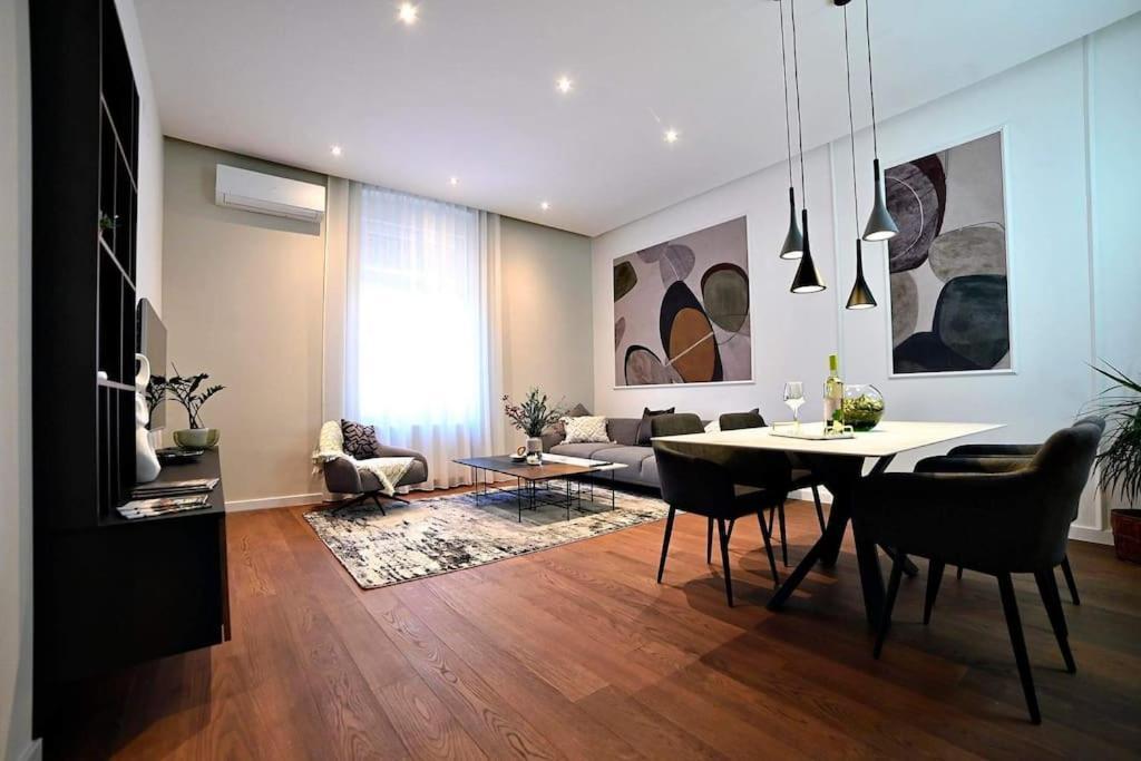 Nino Luxury Apartment *